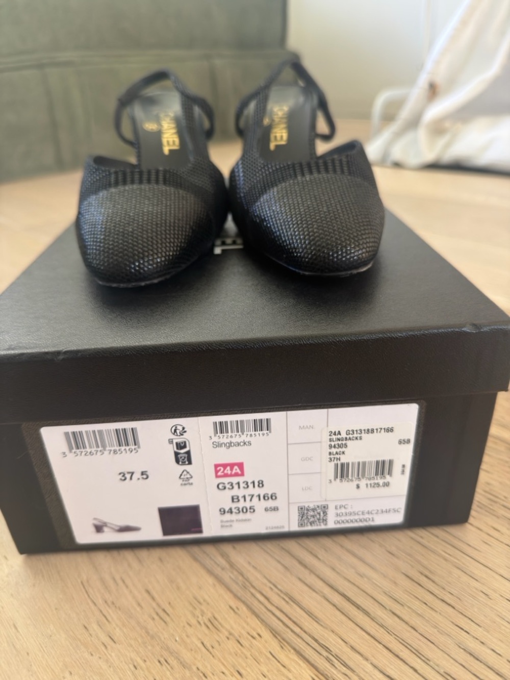 CHANEL Suede Kidskin Cap Toe CC Slingback Pumps 41 Black Gold - Picture 2 of 6